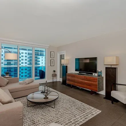 Image 3 - 2305 Collins Avenue, Miami Beach, FL 33139, USA - Apartment for rent