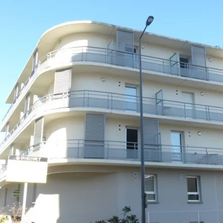 Rent this 1 bed apartment on 65 Rue Gabriel Péri in 42100 Saint-Étienne, France