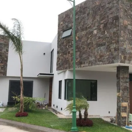 Buy this 3 bed house on Calle Campo Lago Sur in Campolago, 45136 San Juan de Ocotán