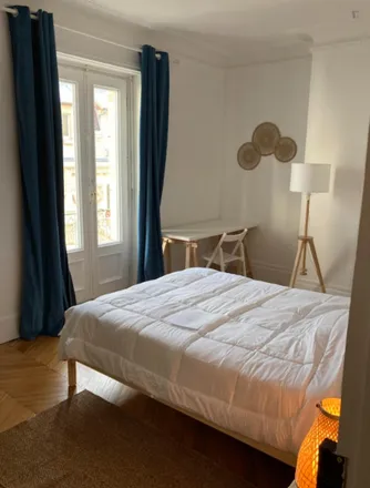 Rent this 6 bed room on 3 Square Rapp in 75007 Paris, France