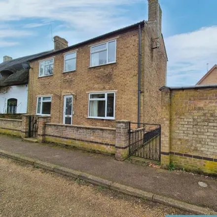 Buy this 3 bed house on The Hero of Aliwal in Briggate East, Whittlesey