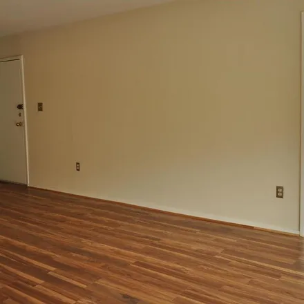 Image 7 - 8717 Hayshed Lane, Columbia, MD 21045, USA - Apartment for rent