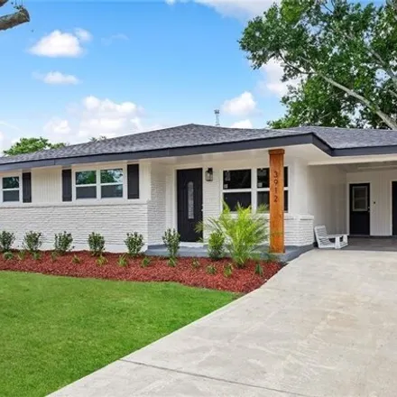 Buy this 4 bed house on 3912 Green Acres Road in Willowdale, Metairie