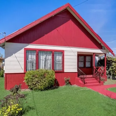 Buy this studio house on 1251 85th Avenue in Oakland, CA 94621