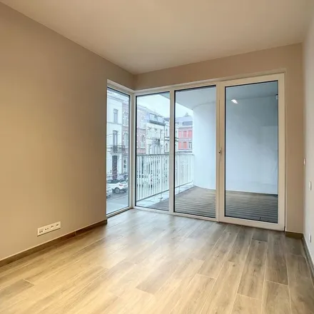 Image 6 - Rue Saint-Martin 11, 7500 Tournai, Belgium - Apartment for rent