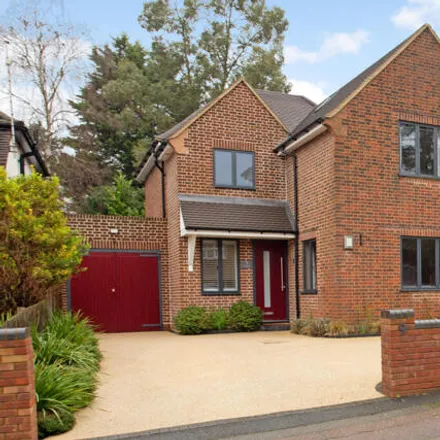 Buy this 3 bed house on 9 Grosvenor Road in St Albans, AL1 3BY