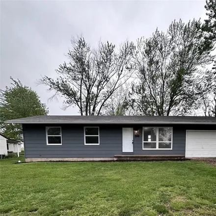 Buy this 3 bed house on 1016 Lake Meadows Drive in Sullivan, MO 63080