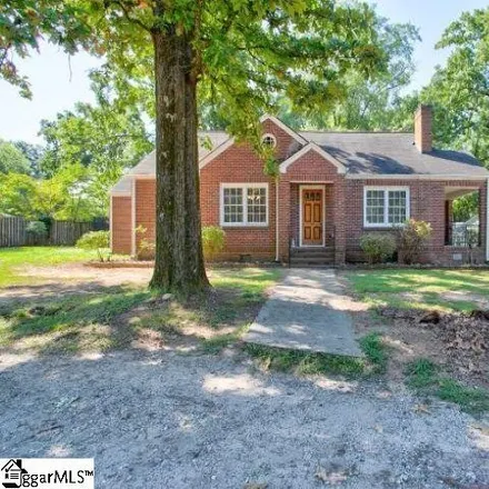 Buy this 4 bed house on 11 Willow Springs Drive in Sherwood Forest, Greenville