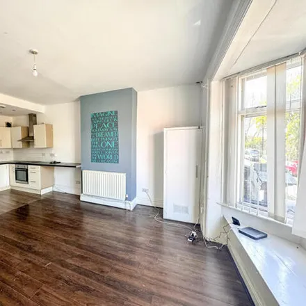Image 3 - Penny Lane Gallery, 38 Penny Lane, Liverpool, L18 1DG, United Kingdom - House for sale