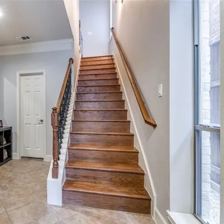 Image 3 - 902 Marilla Court, Dallas, TX 75201, USA - House for rent