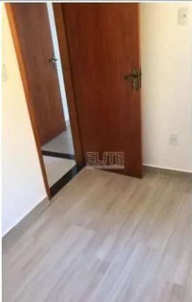 Buy this 3 bed apartment on Rua Soldado Célio Tonelli in Jardim Santo Antônio, Santo André - SP