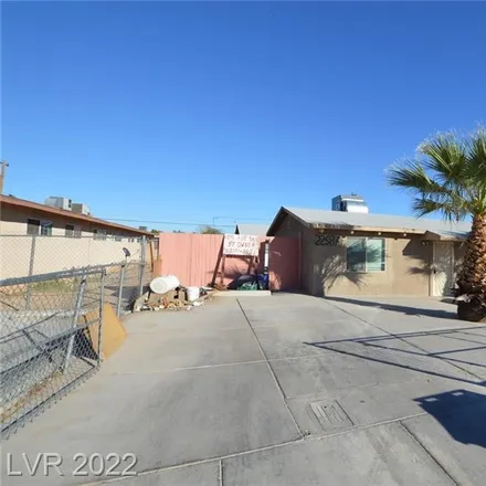 Image 2 - East Rome Boulevard, North Las Vegas, NV 89086, USA - Duplex for rent