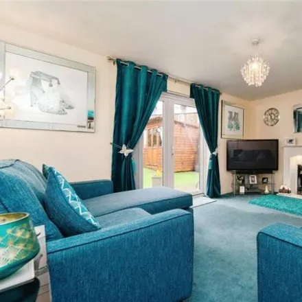 Image 4 - Woodhouse Court, Burnley, BB11 3PH, United Kingdom - Townhouse for sale