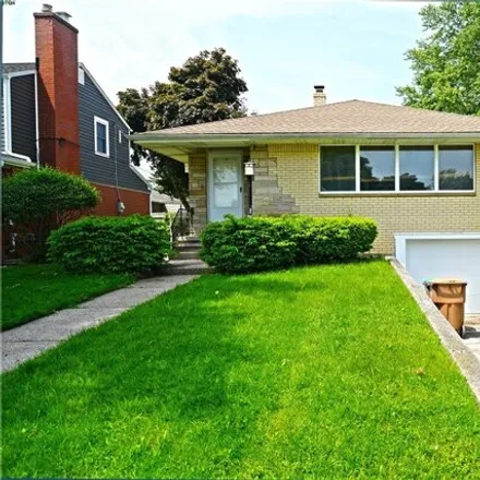 Buy this 3 bed house on 70 Briarcliff Road in Buffalo, NY 14225