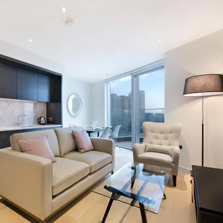 Image 2 - Charrington Tower, 11 Biscayne Avenue, London, E14 9BQ, United Kingdom - Apartment for rent