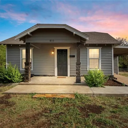 Buy this 3 bed house on 833 Northeast 31st Street in Oklahoma City, OK 73105