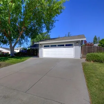 Buy this 3 bed house on 2682 Teal Dr in West Sacramento, California