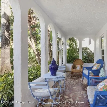 Image 4 - 172 Roosevelt Place, West Palm Beach, FL 33405, USA - House for sale