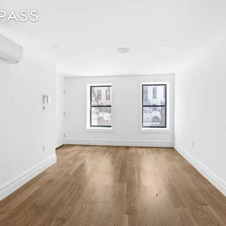 Image 2 - 733 Putnam Avenue, New York, NY 11221, USA - Apartment for rent