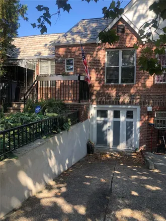 Rent this 5 bed house on 72-11 51st Drive in New York, NY 11377
