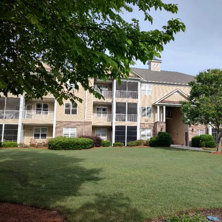 Rent this 3 bed condo on 290 Woodlands Way #10