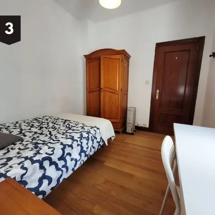 Rent this 1 bed apartment on Avenida de Ramón y Cajal / Ramón y Cajal etorbidea in 25, 48014 Bilbao