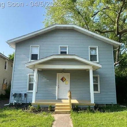 Buy this 8 bed house on 255 West Wilson Avenue in Pontiac, MI 48341