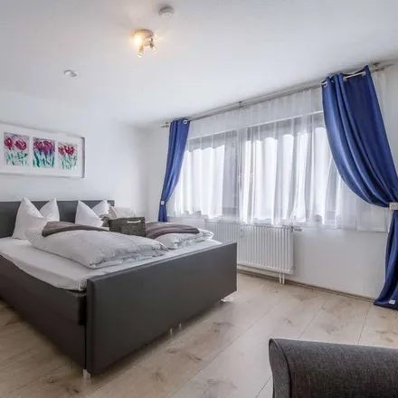 Rent this 6 bed house on 79868 Altglashütten