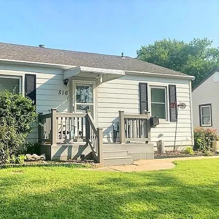 Buy this 2 bed house on 516 West Kirwin Avenue in Salina, KS 67401