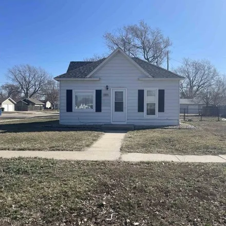 Buy this 3 bed house on 341 East 14th Street in Kearney, NE 68847