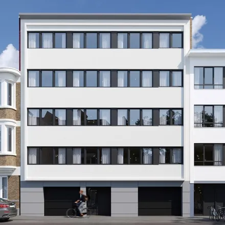 Rent this 1 bed apartment on Emile Van Arenberghstraat 32 in 3000 Leuven, Belgium