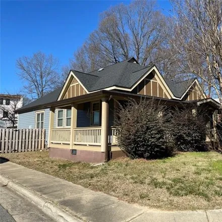 Rent this 3 bed house on 1701 Harrill Street in Charlotte, NC 28205