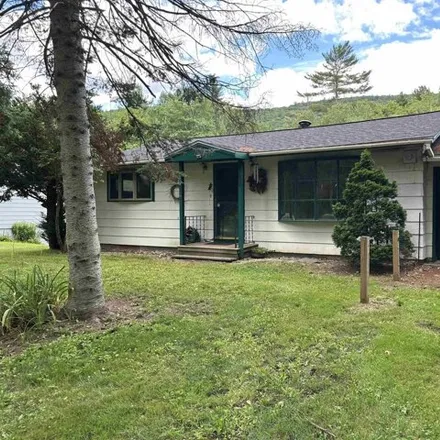 Buy this 2 bed house on 1805 Lake Dunmore Rd in Vermont, 05733