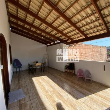 Buy this 6 bed house on Rua Reginaldo Souza Lima in Sede, Contagem - MG
