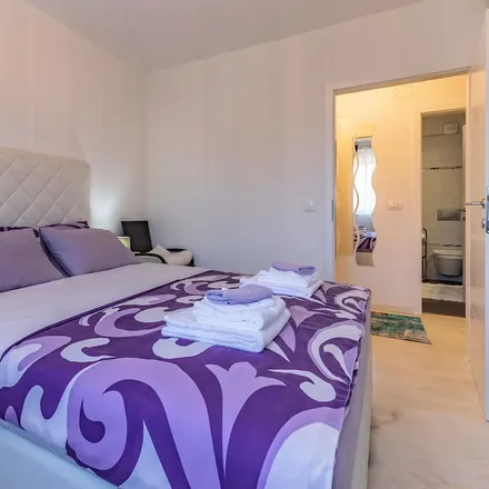 Rent this 2 bed apartment on 52204 Ližnjan