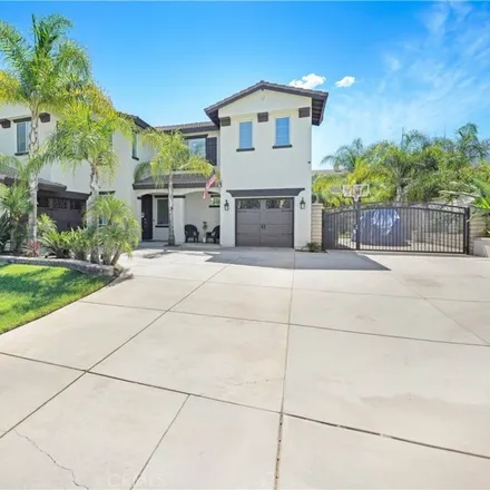 Image 2 - 1702 Via Valmonte Circle, Corona, CA 92881, USA - House for sale