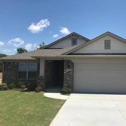 Rent this 3 bed house on unnamed road in Yukon, OK 73099