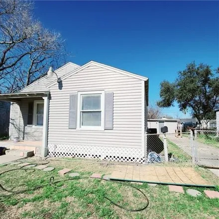 Buy this 3 bed house on 1241 Florida Ave in Corpus Christi, Texas