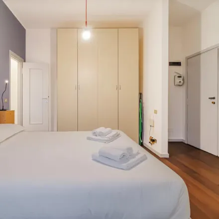 Image 2 - Comfy 1-bedroom flat with balcony near Milano Porta Genova train station  Milan 20144 - Apartment for rent