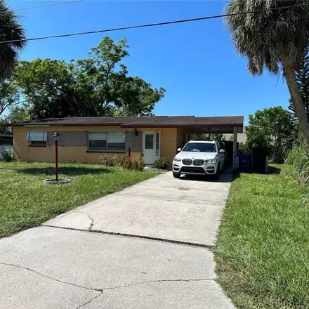 Buy this 2 bed house on 1648 Banyan Drive in Sarasota County, FL 34293