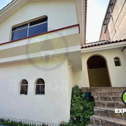 Rent this 4 bed house on Avenida Los Vicus in Santiago de Surco, Lima Metropolitan Area 15038