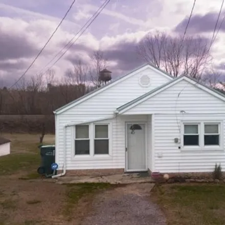 Buy this 2 bed house on 1110 West Irish Street in Greeneville, TN 37743