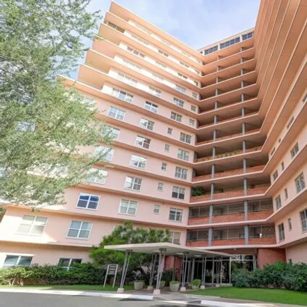 Rent this 2 bed apartment on Phoenix Towers in 2323 North Central Avenue, Phoenix