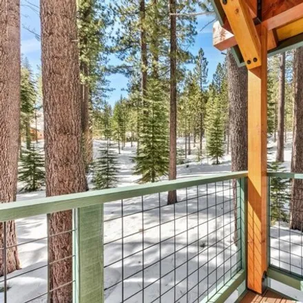 Image 4 - 1986 Normuk St, South Lake Tahoe, California, 96150 - House for sale