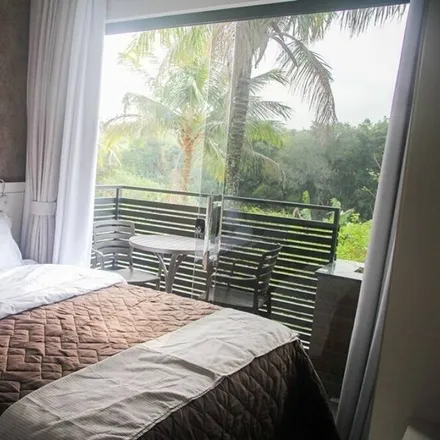 Rent this 1 bed house on Jardim Iate Clube in Balneário Camboriú, Santa Catarina