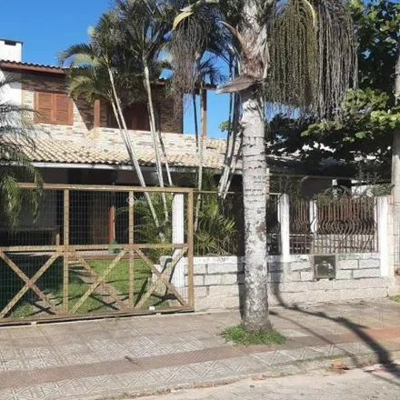 Image 1 - Rua Enéas Faraco Guimarães, Centro, Garopaba - SC, 88495-000, Brazil - House for sale