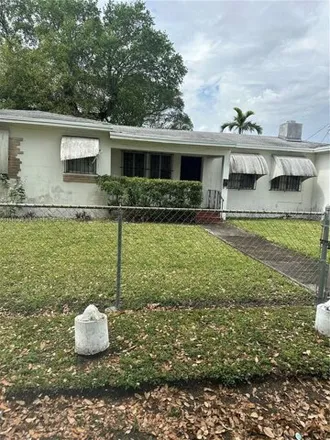 Buy this studio house on 6500 Northeast 1st Place in Miami, FL 33138