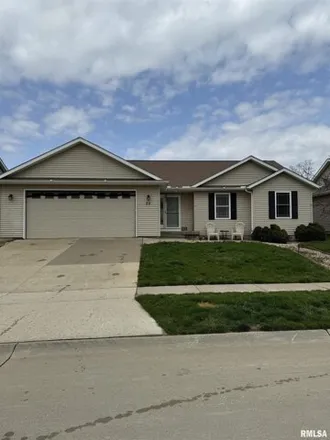 Buy this 4 bed house on Oakley Drive in Le Claire, IA 61278