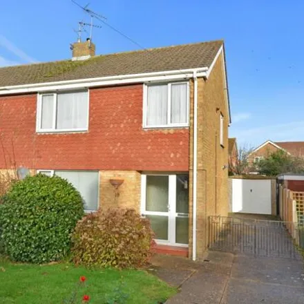 Buy this 3 bed duplex on Chichester Close in Ashford, TN23 4QB