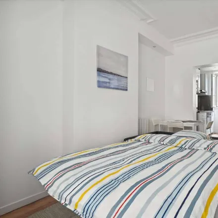 Rent this 1 bed apartment on Asnières-sur-Seine in Rue Denis Papin, 92600 Asnières-sur-Seine